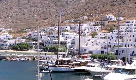 Η Express αποκαλύπτει τη γοητεία της Σίφνου στο βρετανικό κοινό​​​​​​​​​​​