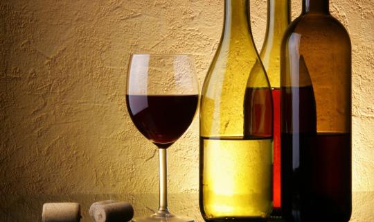 ΥΠΑΑΤ: Ποσό 180 εκατ. ευρώ για την προώθηση ελληνικών γεωργικών προϊόντων και οίνου ανά την υφήλιο