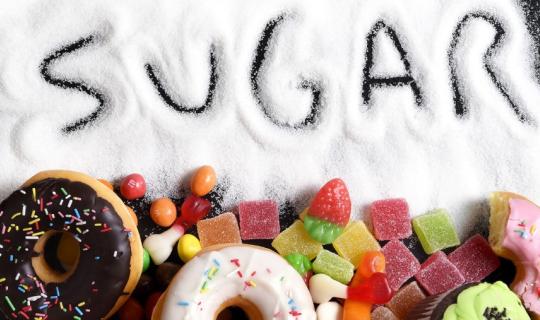 Πώς να διαχειριστείς το σάκχαρό σου αν έφαγες πολλή ζάχαρη την προηγούμενη μέρα