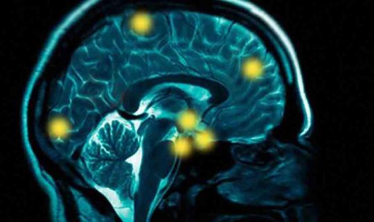 8 σημάδια που μαρτυρούν ότι ένας άνθρωπος έχει υψηλή νοημοσύνη