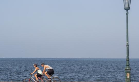 Πώς η κλιματική αλλαγή μειώνει τη σωματική δραστηριότητα και αυξάνει τους πρόωρους θανάτους