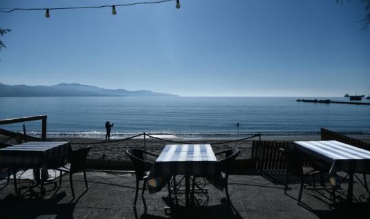 Ρεκόρ εισπράξεων, άδεια τραπέζια