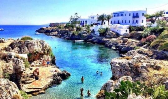 Δύο ελληνικά νησιά στους 20 καλύτερους προορισμούς της Ευρώπης για το 2026