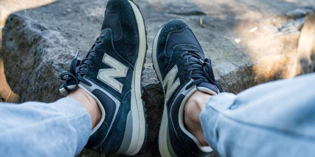 Δεν έχασε την αίγλη της η New Balance - To rebranding με τα «dad shoes»
