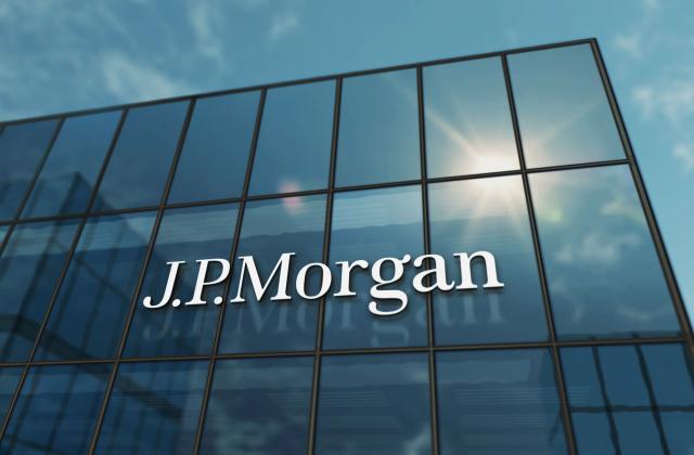 JP Morgan: Ατού για τις ελληνικές τράπεζες η αναβάθμιση από STOXX, με εισροές 1 δισ. δολαρίων