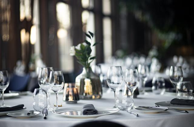 Ψηφιακό πελατολόγιο σε γάμους, βαφτίσια και δεξιώσεις - Πότε μπαίνει σε εφαρμογή