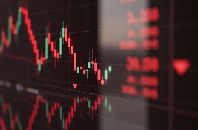 Χρηματιστήριο: Διόρθωση με αυξημένο τζίρο μετά τα αλλεπάλληλα υψηλά