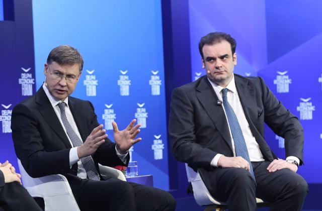 Πιερρακάκης: Θα ληφθούν και άλλα μέτρα στήριξης εάν χρειαστεί - Συγκρατημένα αισιόδοξος για την κρίση