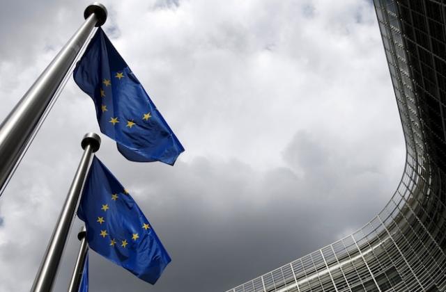 Καύσιμα: Τι σημαίνει για την Ελλάδα και τις τιμές το ευρωπαϊκό εμπάργκο στα ρωσικά προϊόντα διύλισης