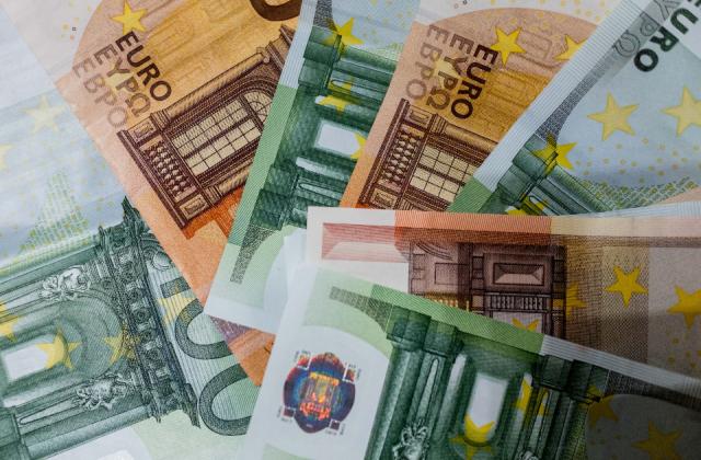 Εκτόξευση 77% στις εκταμιεύσεις στεγαστικών δανείων