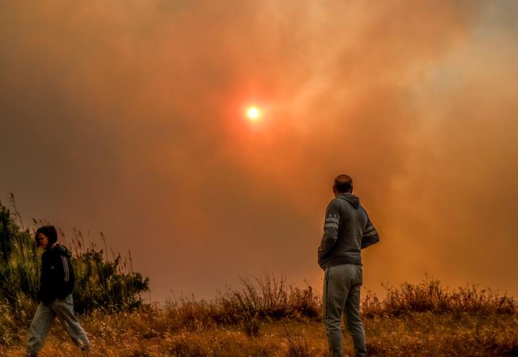 Φωτιές στην Ελλάδα: Γάλλοι πυροσβέστες στην Αθήνα - Στη μάχη με την πύρινη λαίλαπα