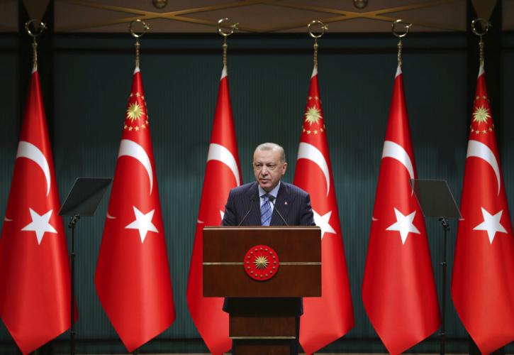 Ο Ερντογάν προσκάλεσε τον Εμανουέλ Μακρόν να επισκεφθεί την Τουρκία