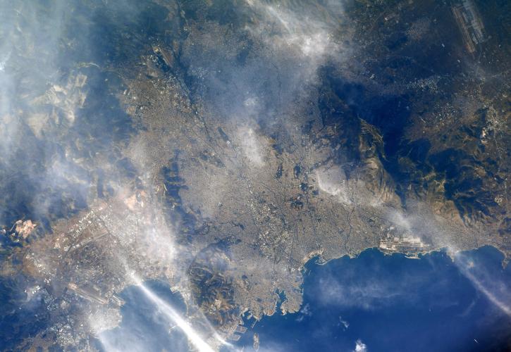 Η Αθήνα από το διάστημα - Μια φωτογραφία από τον Διεθνή Διαστημικό Σταθμό