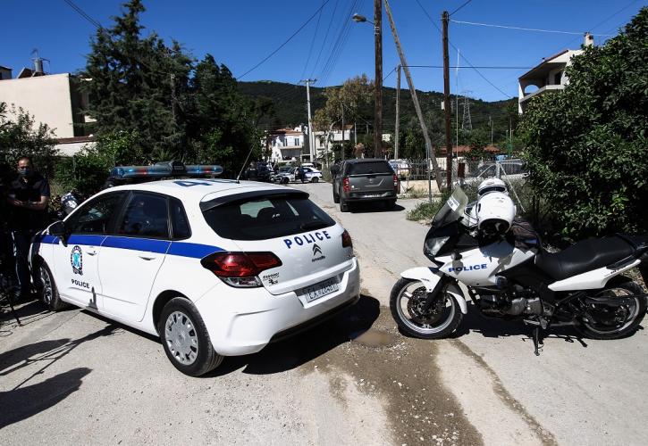 Θεσσαλονίκη - Υπόθεση βιασμού 24χρονης: Έβαλαν γκαζάκια σε πολυκατοικία που μένει εμπλεκόμενος