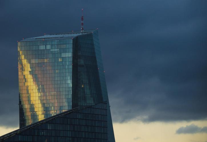 Η ΕΚΤ προς βελτίωση των προβλέψεων για την οικονομία της Ευρωζώνης