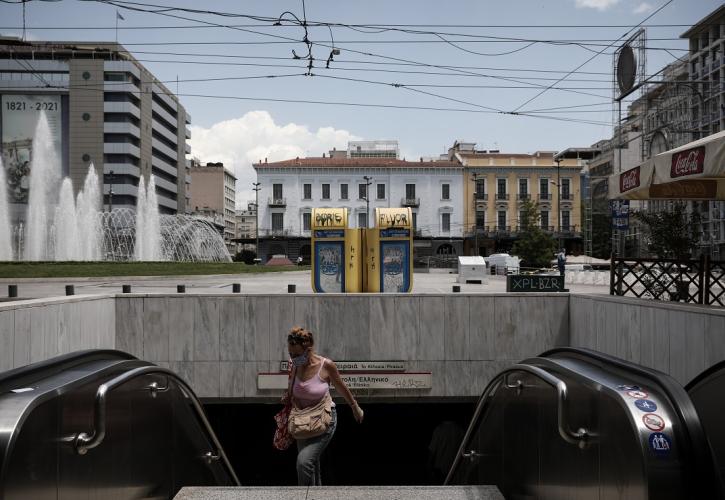 Εξαδάκτυλος: Υπάρχουν αντιφάσεις στα μέτρα - Οι ανεμβολίαστοι να αναλάβουν τις ευθύνες τους