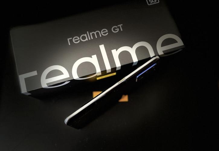 Η νέα ναυαρχίδα της realme, realme GT, έφτασε στην Ελλάδα - Τιμή και χαρακτηριστικά