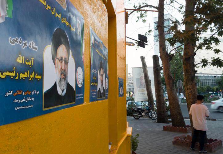 Το Ιράν καταγγέλλει τις επικρίσεις των ΗΠΑ, τις χαρακτηρίζει «ανάμιξη» στις εσωτερικές της υποθέσεις