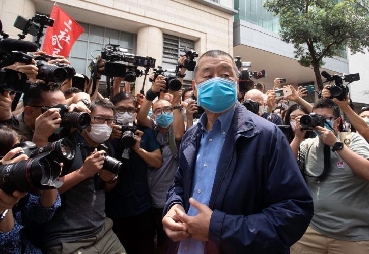 Χονγκ Κονγκ: Δημοσιογράφος της Apple Daily συνελήφθη για λόγους "εθνικής ασφάλειας"