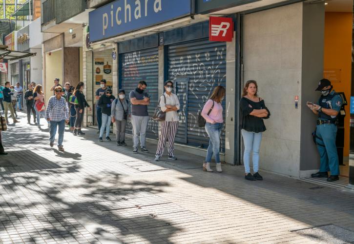 Χιλή: Πάνω από 8.000 νέα κρούσματα κορονοϊού, ένας από τους χειρότερους απολογισμούς από την έναρξη της πανδημίας