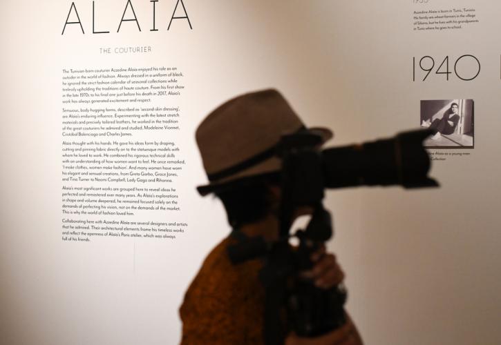 Η επιστροφή του Οίκου Alaïa έχει υπογραφή «Pieter Mulier»