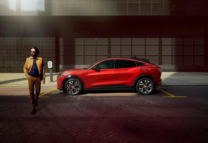 Ford: Επιβραδύνθηκαν οι πωλήσεις νέων οχημάτων τον Αύγουστο