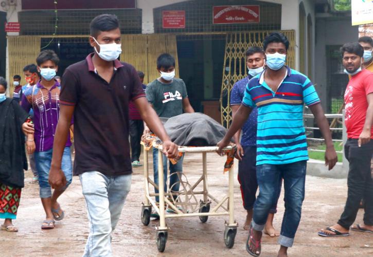 Μπαγκλαντές: Τουλάχιστον 19 νεκροί σε δυστύχημα με λεωφορείο 