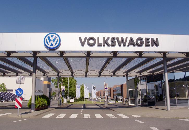 H Ε.Ε. επέβαλε πρόστιμο 875 εκατ ευρώ σε VW και BMW για μονοπωλιακές πρακτικές