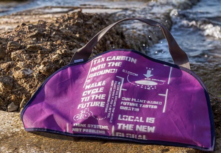 Salty Bag: Η πρωτοπορία του Sustainable Fashion στην Ελλάδα - Όταν οι ιστορίες της θάλασσας χωρούν μέσα σε μία... τσάντα