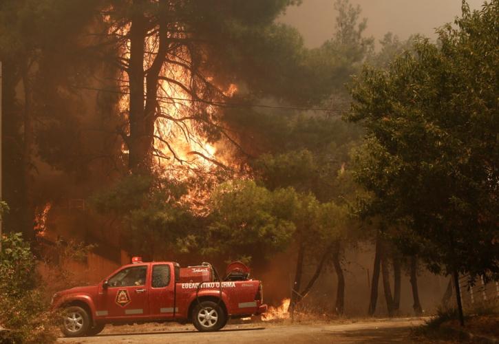 Συνελήφθη για εμπρησμό ο 64χρονος που προσήχθη χθες για την φωτιά στη Σταμάτα