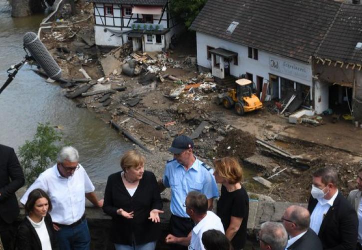 Πλημμύρες στη Γερμανία: Δέσμευση Μέρκελ για άμεση οικονομική στήριξη στους πληγέντες