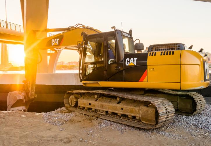 Caterpillar: Προειδοποιήσεις για την οικονομία, παρά την άνοδο σε κέρδη και έσοδα 