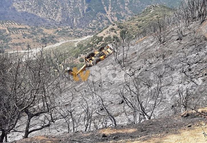 Πυρκαγιά: Έχασε τη ζωή του χειριστής μηχανήματος στη Φωκίδα