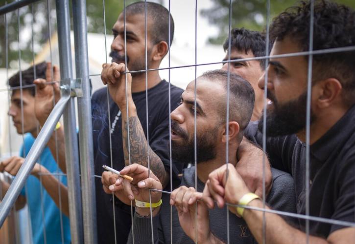 Γαλλία: Η Μόσχα να παρέμβει στο Μινσκ για τον τερματισμό της μεταναστευτικής κρίσης