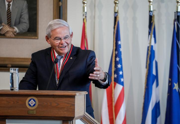 Γερουσιαστής Μενέντεζ: Η Ελλάδα είναι ένας ιδανικός εταίρος για τις ΗΠΑ