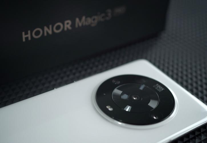 Honor: Έξυπνα κινητά τηλέφωνα που αντέχουν στο νερό σε βάθος 1,5 μέτρου