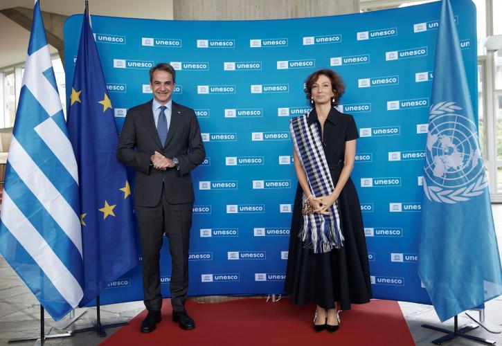 Συνάντηση του Κ. Μητσοτάκη με τη Γενική Διευθύντρια της UNESCO Audrey Azoulay στο Παρίσι