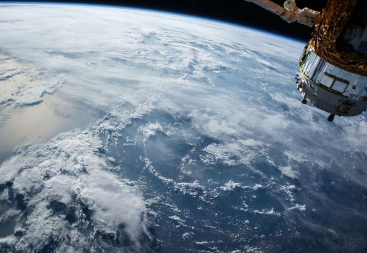 Ένα διαστημικό Όσκαρ για τον Ελληνισμό! To βραβείο «Better Satellite World» παρέλαβε ο πρόεδρος και CEO της Hellas Sat