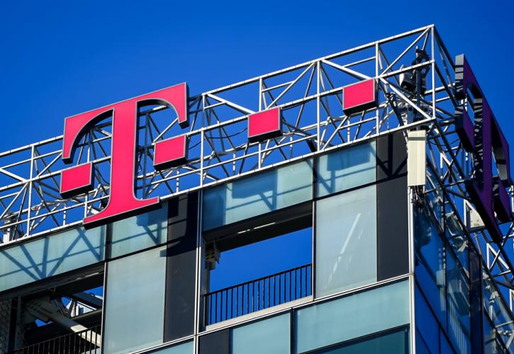 Deutsche Telekom: Στα 1,46 δισ. ευρώ τα καθαρά κέρδη, αναβαθμίζει τις εκτιμήσεις για το β' εξάμηνο
