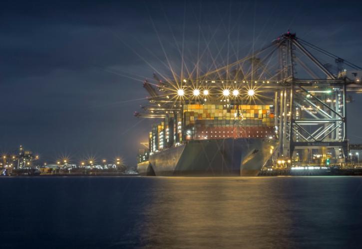 Σύμπραξη της Maersk με startup του Μπάφετ για «πράσινα» καύσιμα