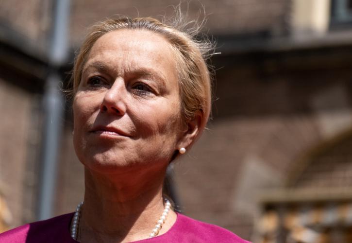 Παραιτήθηκε η υπουργός Εξωτερικών της Ολλανδίας