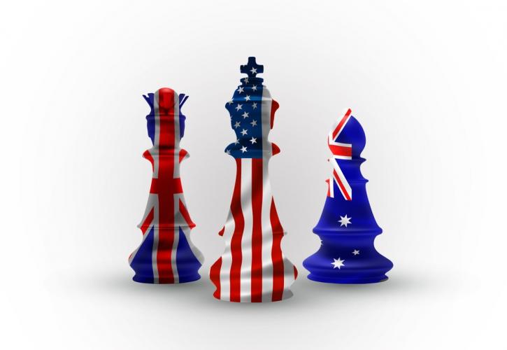 AUKUS: Κινήσεις σκακιέρας από τη Γαλλία και τις ΗΠΑ