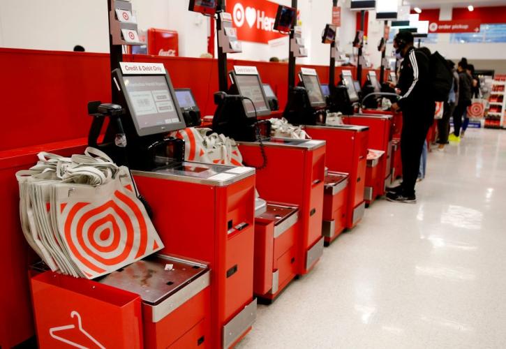 Target και Amazon δίνουν «μάχη» για προσωπικό με «όπλο» την ευελιξία