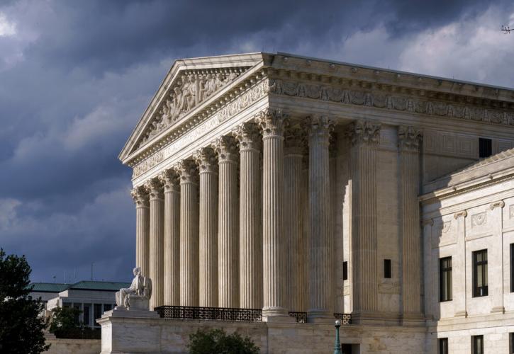 ΗΠΑ: Το Ανώτατο Δικαστήριο ξεκινά τις δια ζώσης συνεδριάσεις - Άμβλωση και οπλοκατοχή στην ατζέντα 