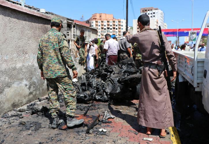 ΗΠΑ: Απειλούν τους αντάρτες Χούθι στην Υεμένη ότι θα υποστούν νέες κυρώσεις