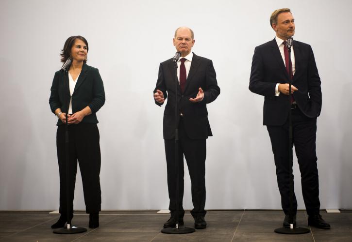 Γερμανία: SPD, Πράσινοι και FDP ανακοινώνουν τον σχηματισμό κυβέρνησης 