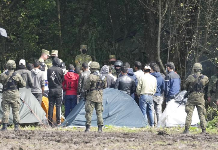 Λευκορωσία: Οι αρχές απέλασαν 118 μετανάστες προς τις χώρες προέλευσής τους