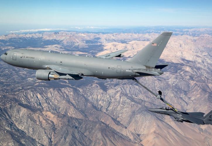 Boeing: Παραδόθηκε το πρώτο αεροσκάφος εναέριου ανεφοδιασμού KC-46A στην Ιαπωνία