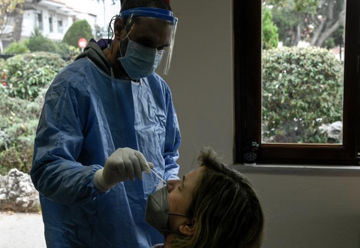 Rapid test: Νέα πρόστιμα από το Σάββατο για εργαζόμενους και επιχειρήσεις