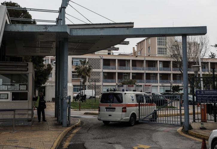 Πρασσάς: Θα αυξηθούν οι νοσηλείες στην Ελλάδα – Θα εκτεθούμε όλοι στον κορονοϊό